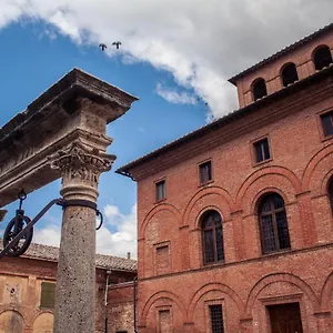  Vakantieboerderij Tenuta La Fratta Italië